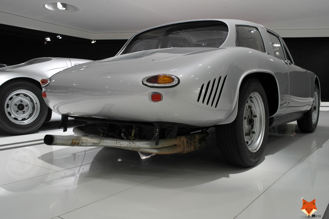 http://manta.abnihilo.org/images/PorscheMuseum/MuseeP12.JPG